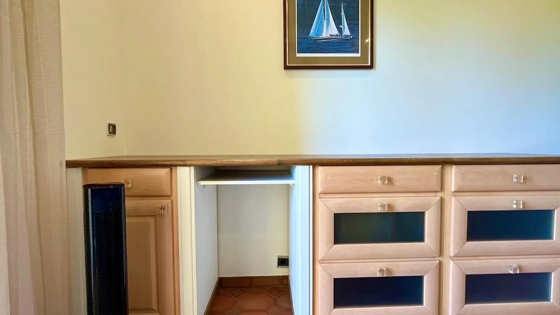 Apartment Between Sea & Mountains 穆然